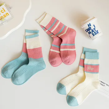 Дамски чорапи със средна дължина, в син и розов цвят, Контрастиращ чорапи на райета с бродирани букви, Тънки Памучни чорапи