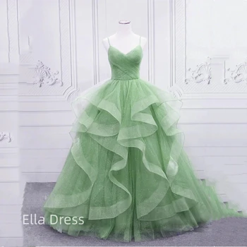 Вечерна рокля Ella Green с V-образно деколте и бретельками на спагети презрамки, Вечерна рокля за сватбени рокли 2023, Новост в категорията на Рокли за специални поводи, Официални